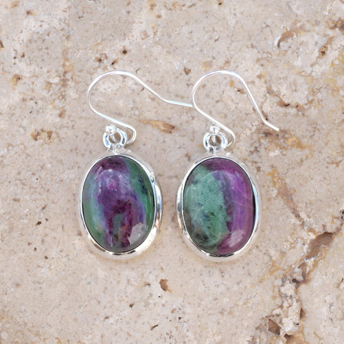 Boucles d'oreilles ovales pierre Rubis sur Zoisite et argent