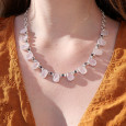 Collier souple en argent et 13 pierres en Quartz rose Collier souple en argent et 13 pierres en Quartz rose