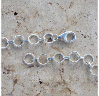 Collier souple en argent et 15 pierres griffées Pierre de lune