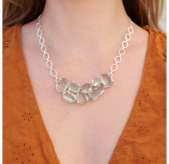 Collier souple en argent martelé et 8 pierres Prasiolite