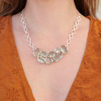 Collier souple en argent martelé et 8 pierres Prasiolite Collier souple en argent martelé et 8 pierres Prasiolite