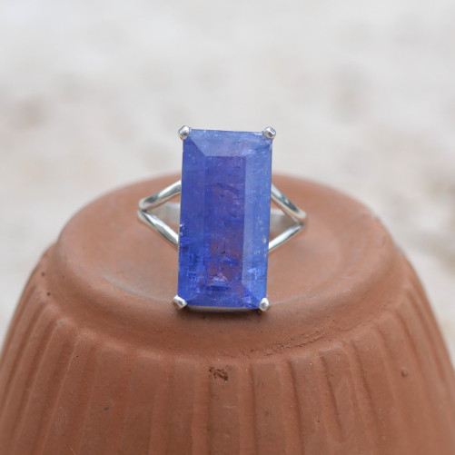 Bague rectangulaire pierre Tanzanite et argent T54