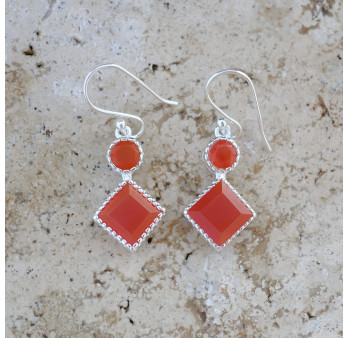 Boucles en argent et 2 pierres facettées en Cornaline