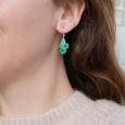 Petites boucles 4 pierres en Agate verte griffées et argent