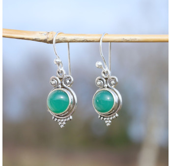 Petites boucles pierre Agate verte ronde et argent ciselé