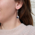 Longues boucles en argent et pierre ronde en Améthyste Longues boucles en argent et pierre ronde en Améthyste