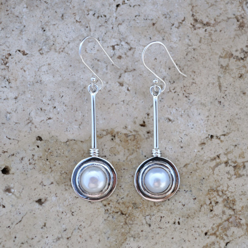 Longues boucles en argent et Perle de culture ronde