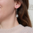 Longues boucles en argent et pierre ronde Pierre de lune Longues boucles en argent et pierre ronde Pierre de lune