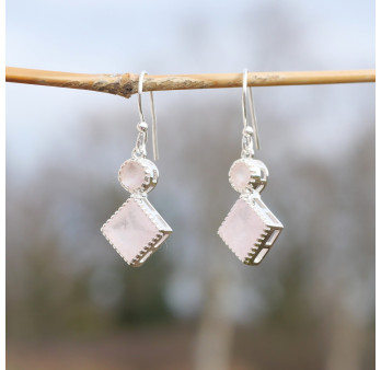 Boucles en argent et 2 pierres facettées en Quartz rose