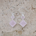 Boucles en argent et 2 pierres facettées en Quartz rose Boucles en argent et 2 pierres facettées en Quartz rose