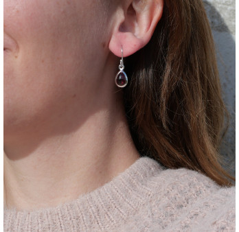 Petites boucles d'oreilles gouttes Grenat et argent