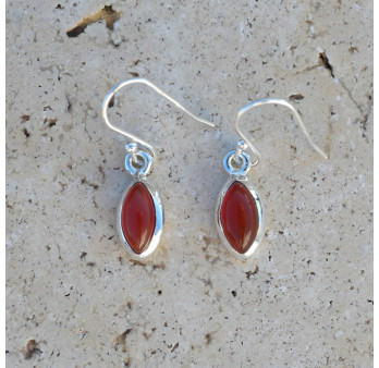 Petites boucles d'oreilles navettes Cornaline et argent