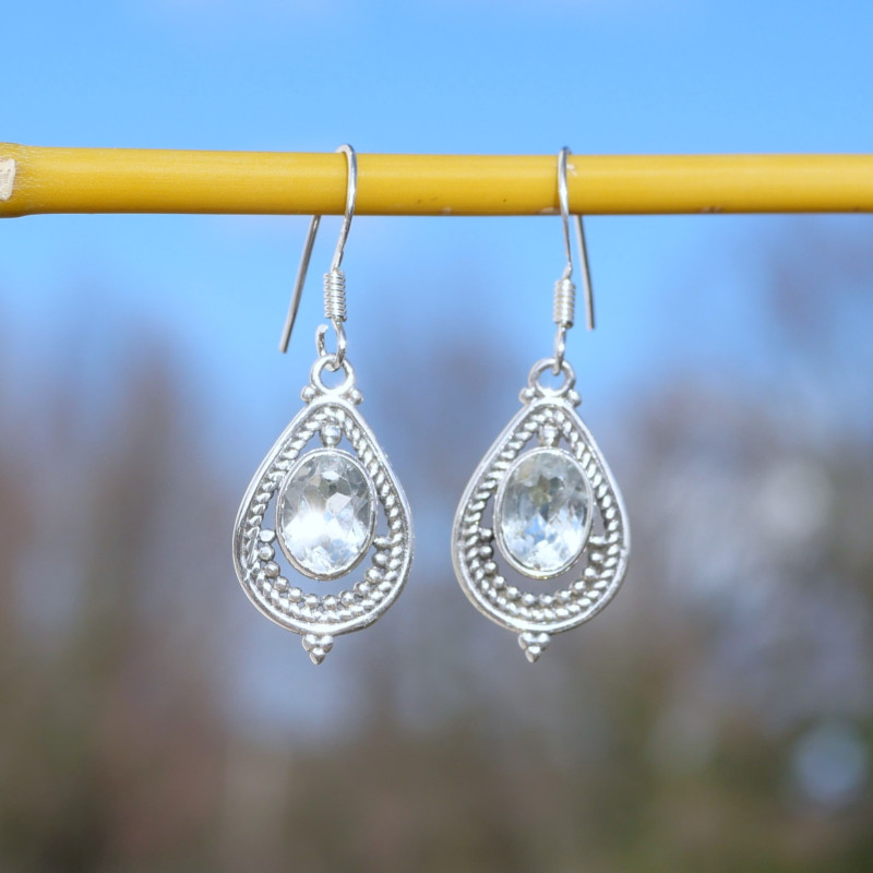 Boucles d'oreilles goutte pierre en Topaze bleue et argent ajouré