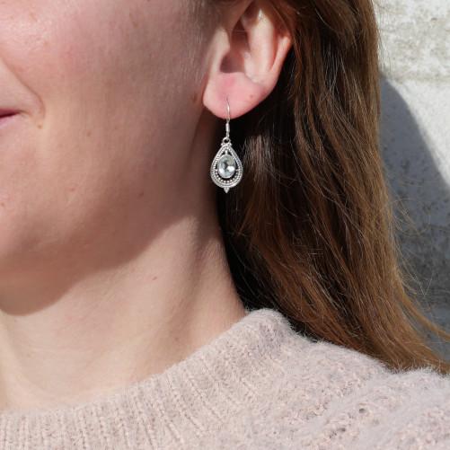Boucles d'oreilles goutte pierre en Topaze bleue et argent ajouré