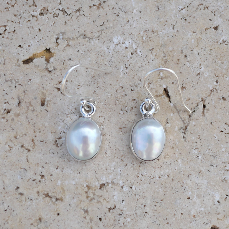 Petites boucles d'oreilles ovales Perle et argent Petites boucles d'oreilles ovales Perle et argent