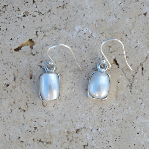 Petites boucles d'oreilles rectangulaires Perle et argent