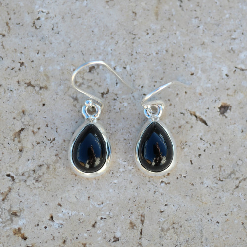 Petites boucles d'oreilles gouttes pierre Onyx noir et argent