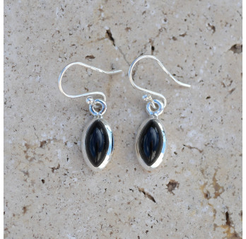 Petites boucles d'oreilles navettes pierre Onyx noir et argent