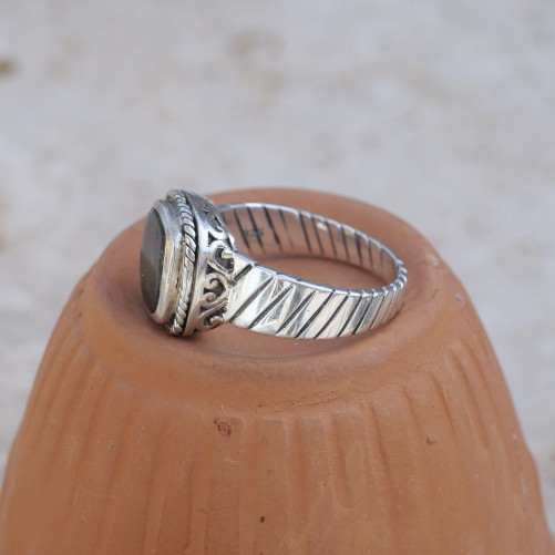 Bague Homme argent strié et pierre carrée Labradorite T63