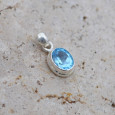 Petit pendentif ovale pierre Topaze bleue et argent