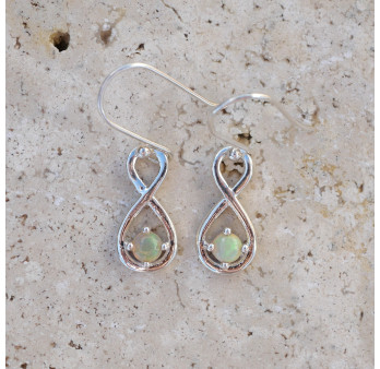 Petites boucles infini en argent et Opale d'Ethiopie