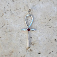 Pendentif Signe de vie égyptien fine en argent et pierre Grenat Pendentif Signe de vie égyptien fine en argent et pierre Grenat