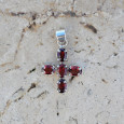 Petit pendentif argent en croix et 5 pierres griffées en Grenat