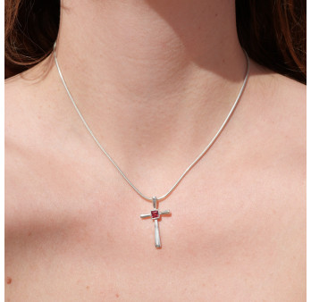 Petit pendentif croix fine argent pierre Grenat