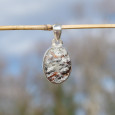 Petit pendentif argent pierre en Astrophylitte blanche Petit pendentif argent pierre en Astrophylitte blanche