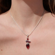 Pendentif en argent et 3 pierres naturelles Grenat Pendentif en argent et 3 pierres naturelles Grenat