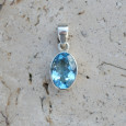 Pendentif ovale pierre Topaze bleue et argent