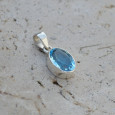 Pendentif ovale pierre Topaze bleue et argent