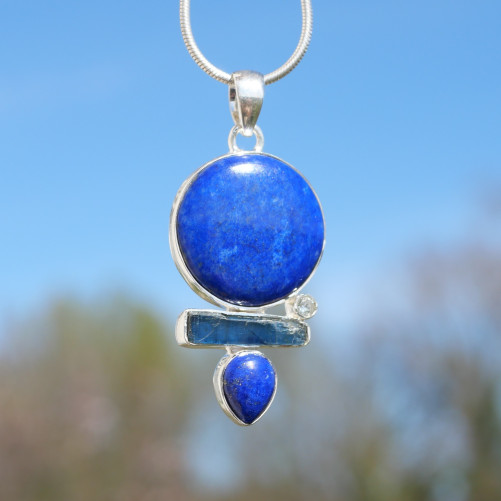 Pendentif en argent et 4 pierres Lapis lazuli Cyanite et Topaze