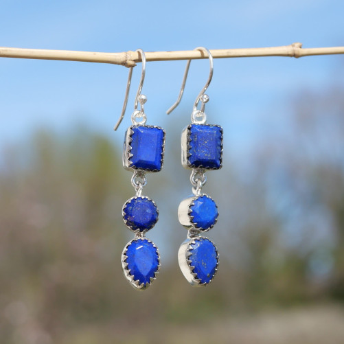 Boucles d'oreilles en argent et 3 pierres facettée Lapis lazuli