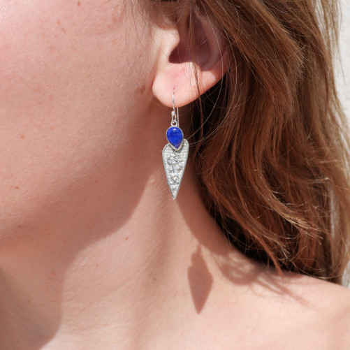 Boucles fleurs en argent et pierre Lapis lazuli