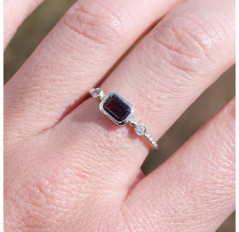 Bague fine argent torsadé pierre Grenat T53/56/58/60