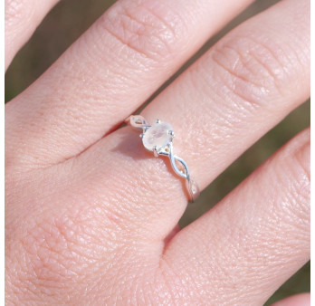 Bague fine argent ajourée pierre griffée Pierre de lune T55/57