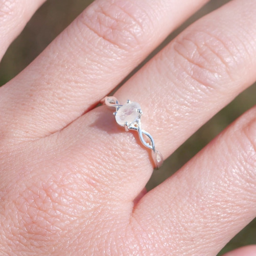 Bague fine argent ajourée pierre griffée Pierre de lune T55/57