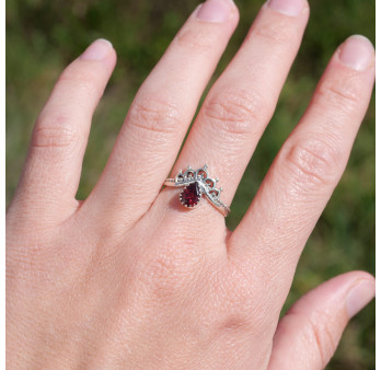 Bague fine couronne argent et petite pierre Grenat T49/51/54/57/60