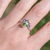 Bague fine couronne argent et petite pierre Péridot T49/56/60