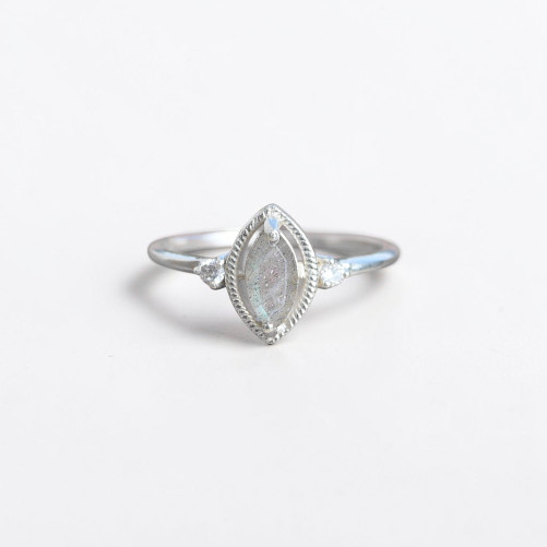 Bague fine argent pierre marquise griffée Labradorite T49/52/55/57