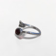Bague plume en argent et pierre ovale Grenat T50/52/53/54/60 Bague plume en argent et pierre ovale Grenat T50/52/53/54/60