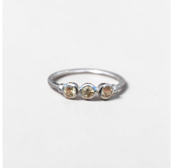 Petite bague argent et 3 petites pierres rondes en Citrine T49/52/54/57