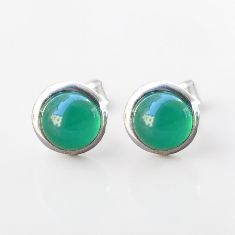 Petites boucles d'oreilles à clous en argent et en pierre Agate verte ronde (vert)