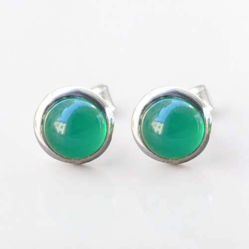 Petites boucles d'oreilles à clous en argent et en pierre Agate verte ronde (vert)