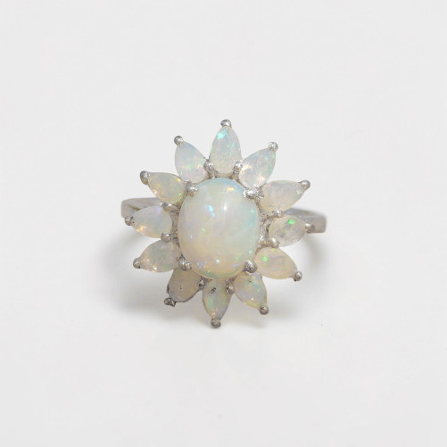 Bague fleur en argent et 13 pierres en Opale d'Ethiopie T57