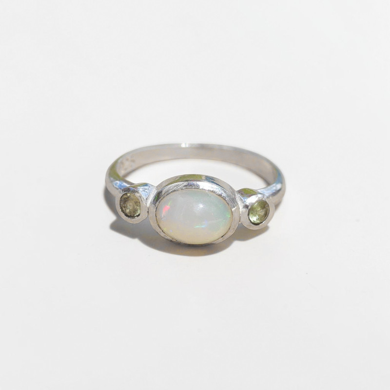 Bague fine argent et petite pierre Opale et Péridot T51/53/54