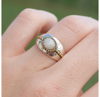 Bague argent lisse laiton doré et pierre Opale T53