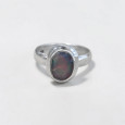 Bague en Opale noire ovale et argent T51