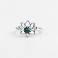 Petite bague fleur de lotus et pierre Malachite T52/56/59 Petite bague fleur de lotus et pierre Malachite T52/56/59